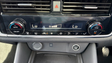 Nissan Qashqai 1.3 DiG-T MH N-Connecta 5dr Petrol Hatchback